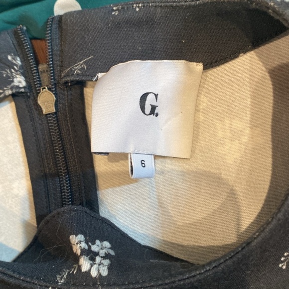 G. LABEL BY GOOP / Taz Short-Sleeve floral crop structured top 6 - Picture 5 of 7